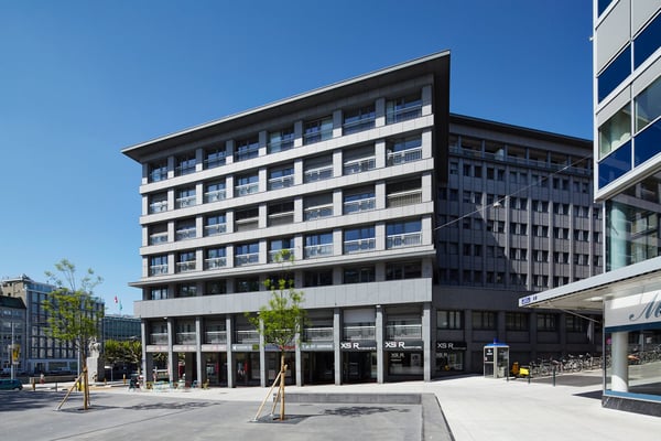 Place St-Gervais 1 - dans quartier des affaire en plein centre Genève 2