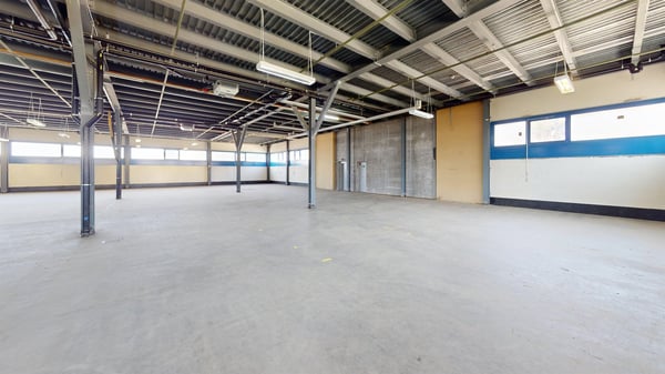 Grosszügige Lagerfläche (ca. 830 m2) im 2. Obergeschoss 9