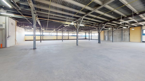 Grosszügige Lagerfläche (ca. 1030 m2) im 2. Obergeschoss 6