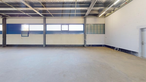 Grosszügige Lagerfläche (ca. 1030 m2) im 2. Obergeschoss 8