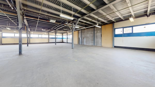 Grosszügige Lagerfläche (ca. 830 m2) im 2. Obergeschoss 9