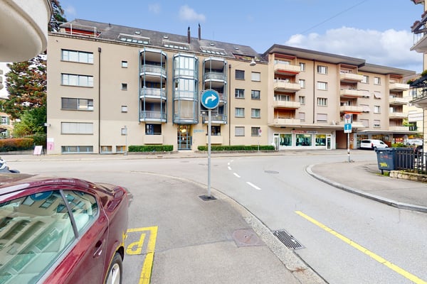 Einstellplatz Nähe Bahnhof Zürich-Altstetten zu vermieten 1