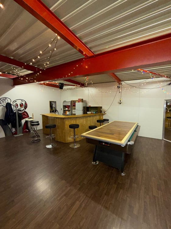 Grosszügiges Atelier mit 105m2 in Gretzenbach zu vermieten 2