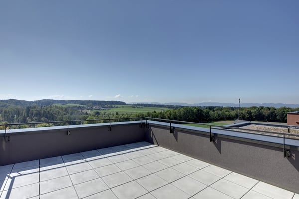 Helle Wohnung mit grosszügigem Balkon in der Überbauung Ankenbüel! 5