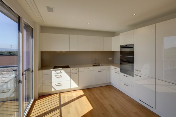 Helle Wohnung mit grosszügigem Balkon in der Überbauung Ankenbüel! 2
