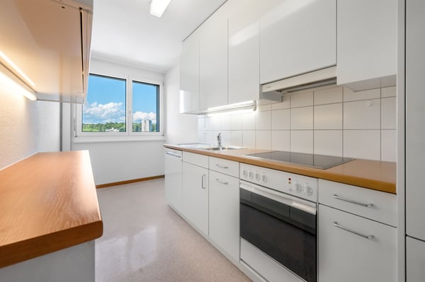 Geräumige Wohnung mit weitläufiger Aussicht! 5