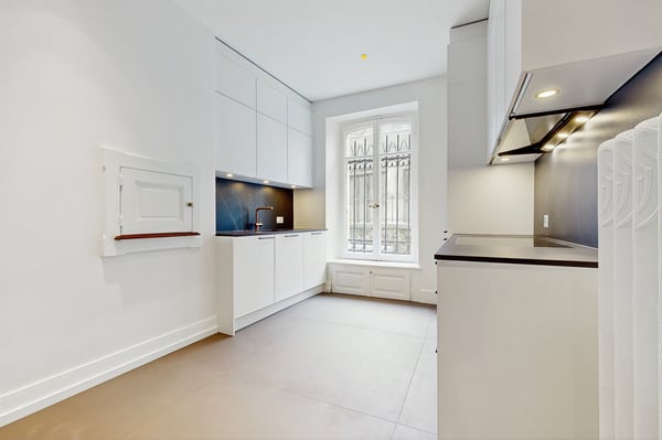 Appartement haussmannien dexception avec jardin au centre de Lausanne 3