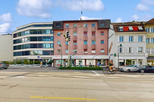 Grosszügige 4.5-Zimmerwohnung im Herzen von Birsfelden 1