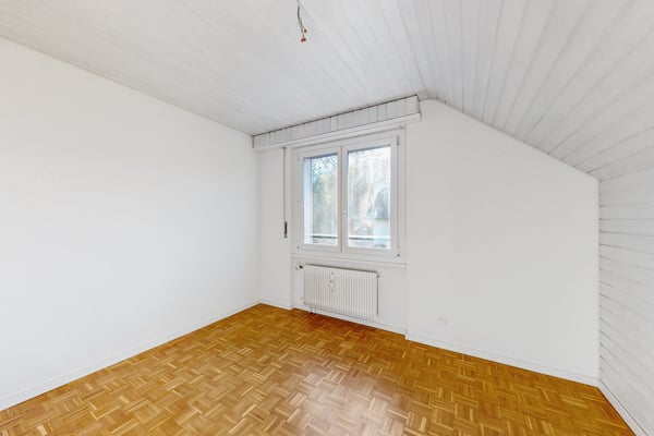 Charmante Dachwohnung mit Cheminée 4