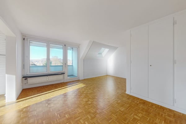 Charmante Dachwohnung mit Cheminée 3