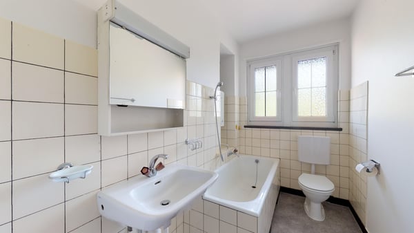 Helle Wohnung mit zwei Balkonen 7