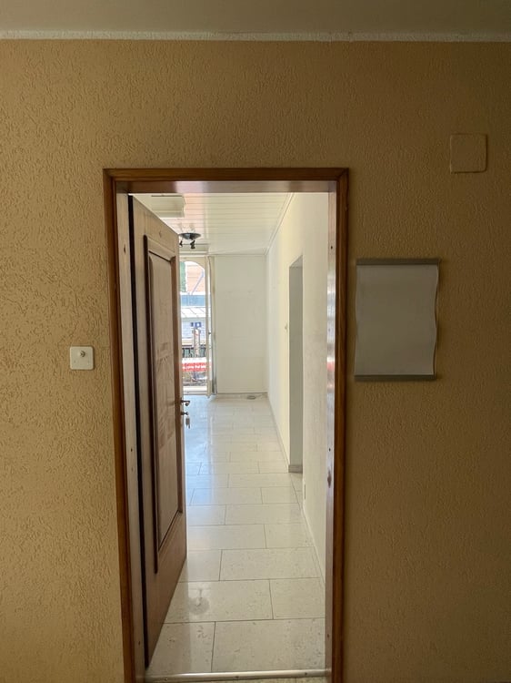 IL TUO LOCALE COMMERCIALE IN PIENO CENTRO A BELLINZONA 4