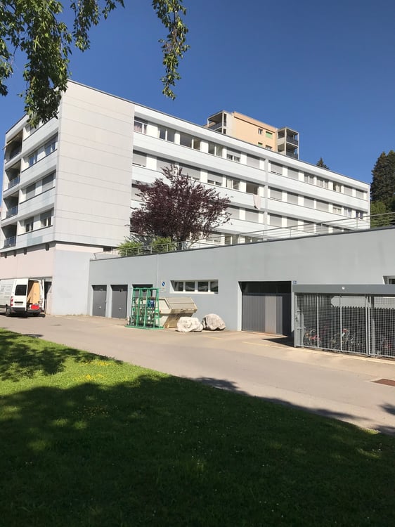 Place de parc intérieure à louer 14