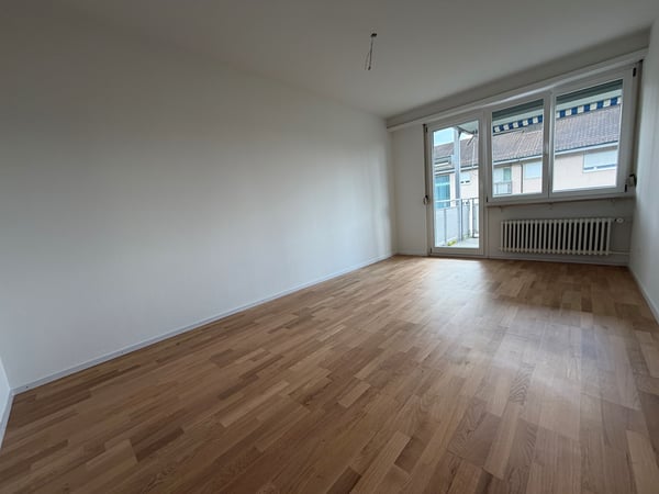 Frisch sanierte Wohnung mit Topausstattung in kleinerem Mehrfamilienhaus 3