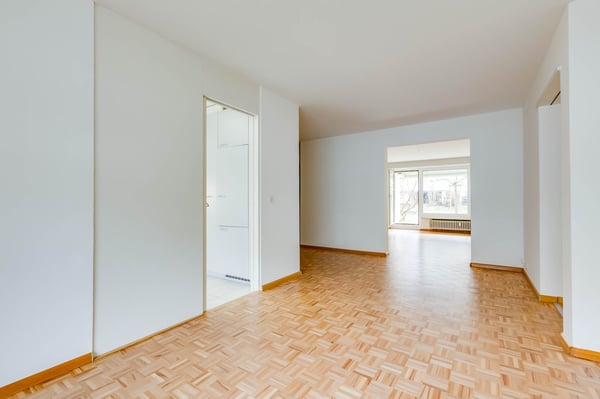 Charmant und grosszügig mit Gartensitzplatz 3