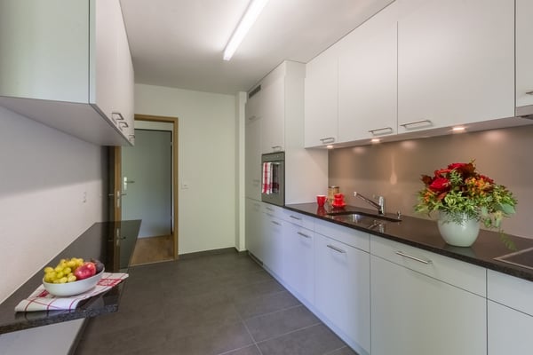 Grosszügige 2.5-Zimmerwohnung! 3