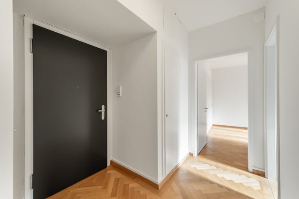 Frisch saniert - im Herzen von Zürich Enge - Ihr neues Zuhause? 8