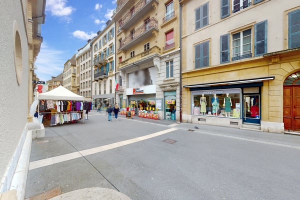 Appartement entièrement rénové avec poutres apparentes 7