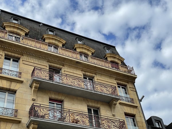 Appartement entièrement rénové avec poutres apparentes 8