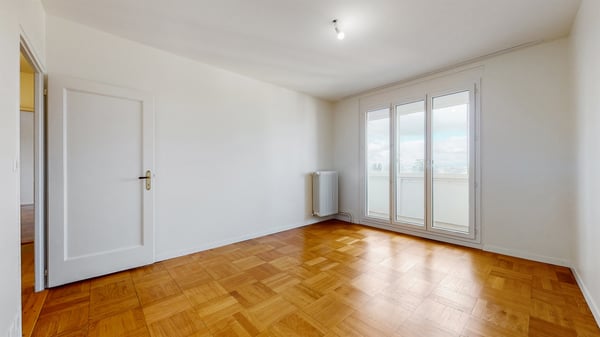 Un agréable logement à Chêne-Bourg 5