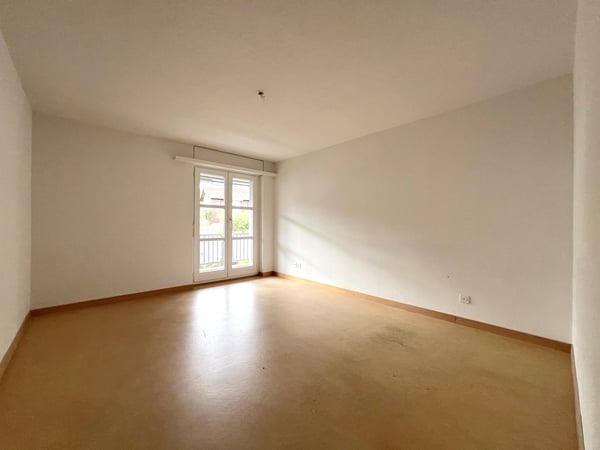 Grosszügige Wohnung mit Sitzplatz - unweit vom schönen Zürichsee 7
