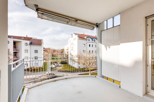 Grosszügige Wohnung mit zwei Balkonen in idealer Lage! 8