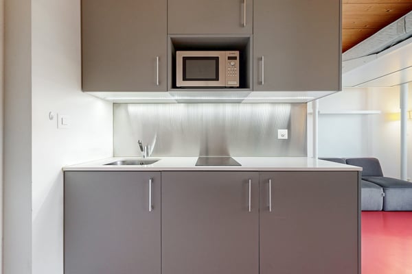Un studio meublé - Bon TL CHF 300.00 offert ! 4