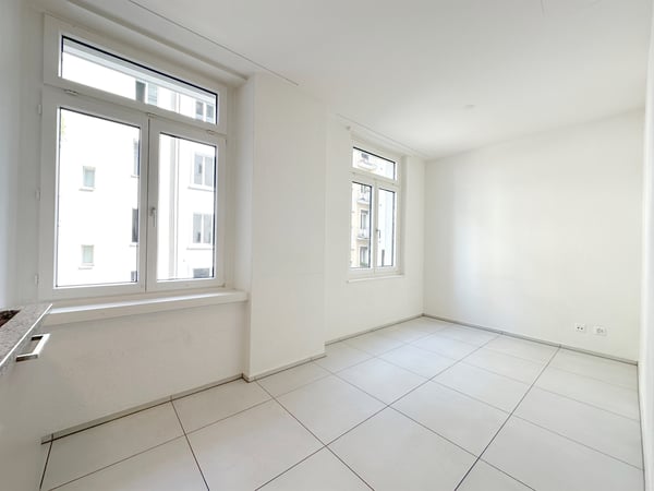 Saniert - charmant - grosszügig - mitten in Zürich! 10