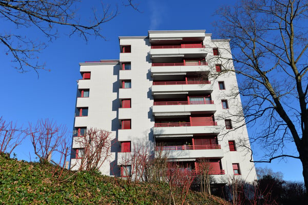 Suchen Sie einen Einstellhallenplatz für Ihr Auto? 1