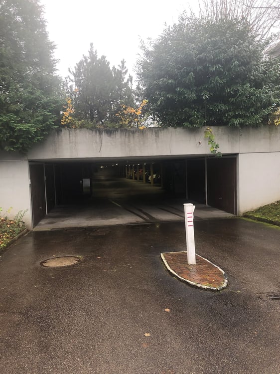 Sind Sie auf der Suche nach einem Einstellplatz für Ihr Auto? 3