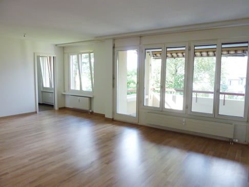 An ruhiger Lage mit Gartensitzplatz-befristet bis 30.06.2027! 3