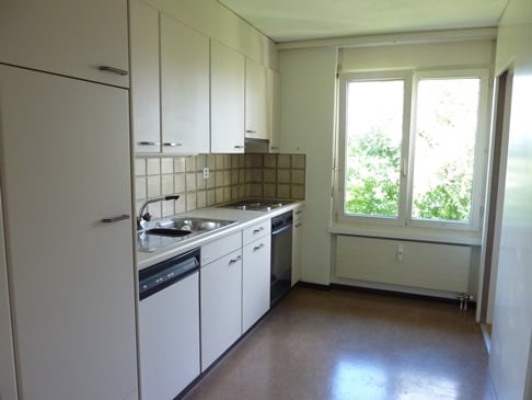 An ruhiger Lage mit Gartensitzplatz-befristet bis 30.06.2027! 4