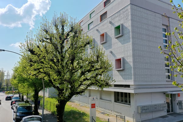 Un studio meublé - Bon TL CHF 300.00 offert ! 2
