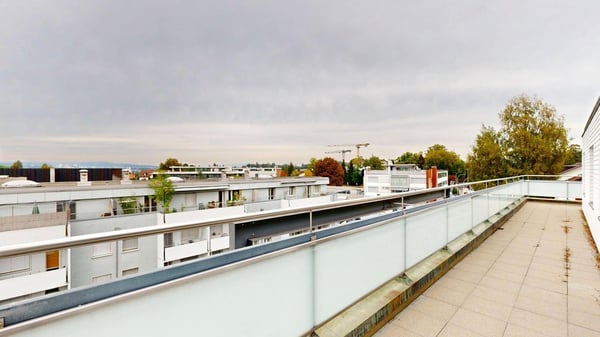 Wohnen mit Stil - grosszügige Attikawohnung im Geissmattquartier 13