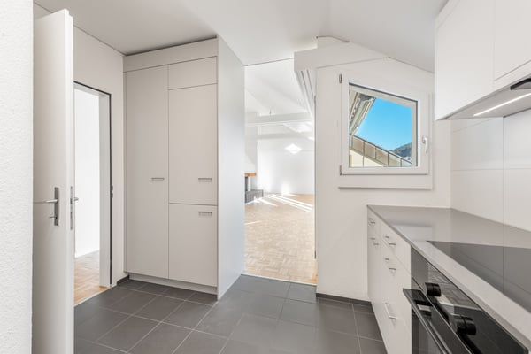 Platz für die ganze Familie frisch sanierte 5.5 Zimmer-Dachwohnung 6