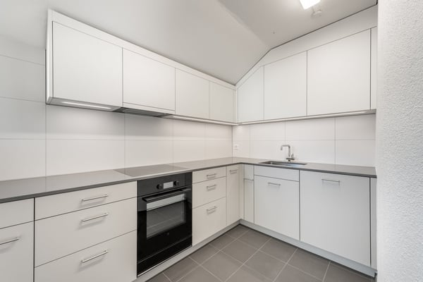 Platz für die ganze Familie frisch sanierte 5.5 Zimmer-Dachwohnung 5