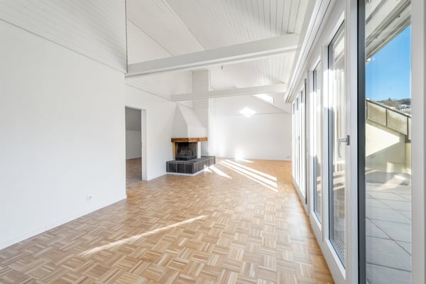 Platz für die ganze Familie frisch sanierte 5.5 Zimmer-Dachwohnung 2