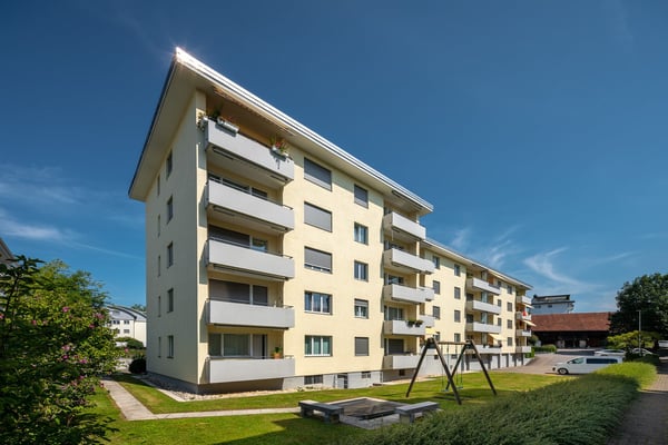 Abstellplatz in Jona zu vermieten. 1