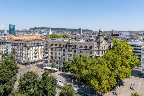 Charmante Altbauwohnung im Herzen von Zürich 1
