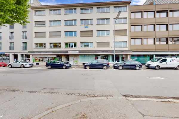Pop UP Gewerbefläche direkt am Bahnhof!