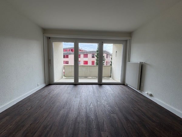 Büro- Praxisfläche - Atelierefläche direkt am Bahnhof! 2