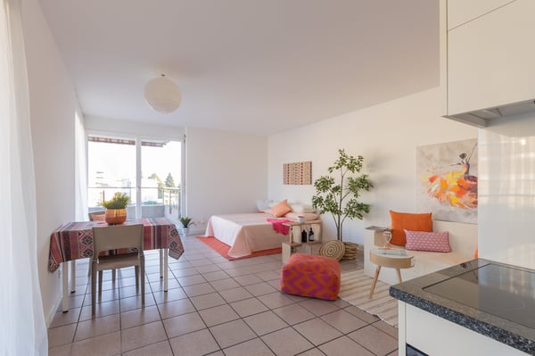 Spazio luminoso con terrazza, perfetto per chi vive da solo 3