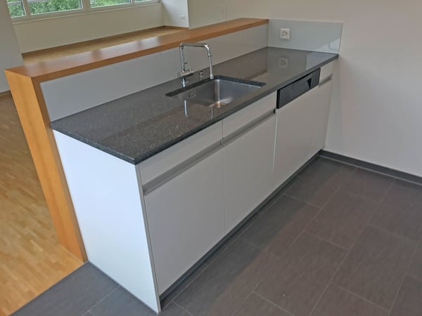 Modern ausgestattete Familienwohnung mit grossem Balkon 7