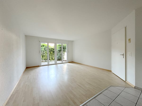 Ideale Singlewohnung mit Gartensitzplatz! 2