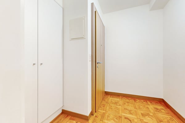 Bel appartement de 2 pièces rénové avec une localisation parfaite! 5