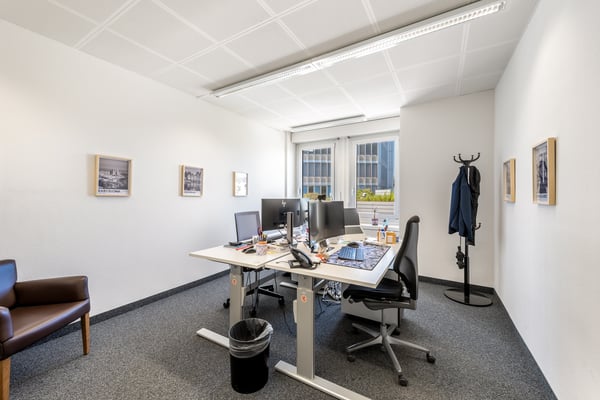 Modern ausgebaute Büroflächen im Herzen von Zürich 7