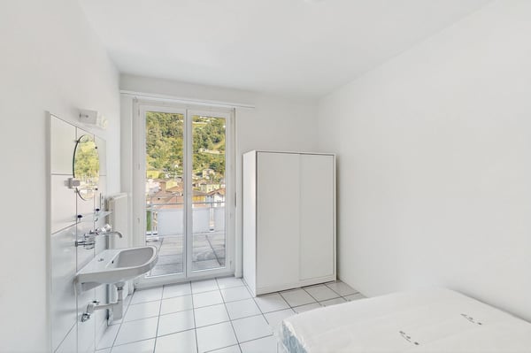 Camere singole in locazione allultimo piano posizione strategica 2