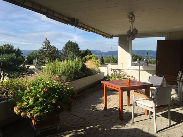 Wohnung an ruhiger Lage mit Aussicht in die Alpen 2