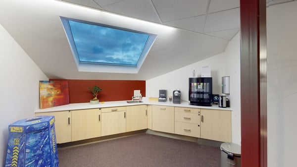 Modernes Plug & Work Büro mit Weitblick im Herzen von Luzern 8