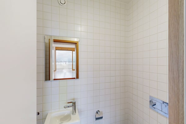 Spacieux appartement de 6.5 pièces au 8ème étage 12